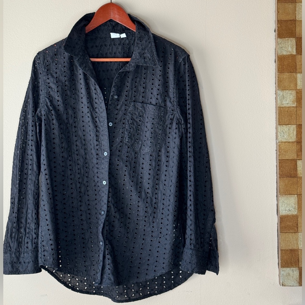 GAP Black Eyelet Big Shirt Button Down